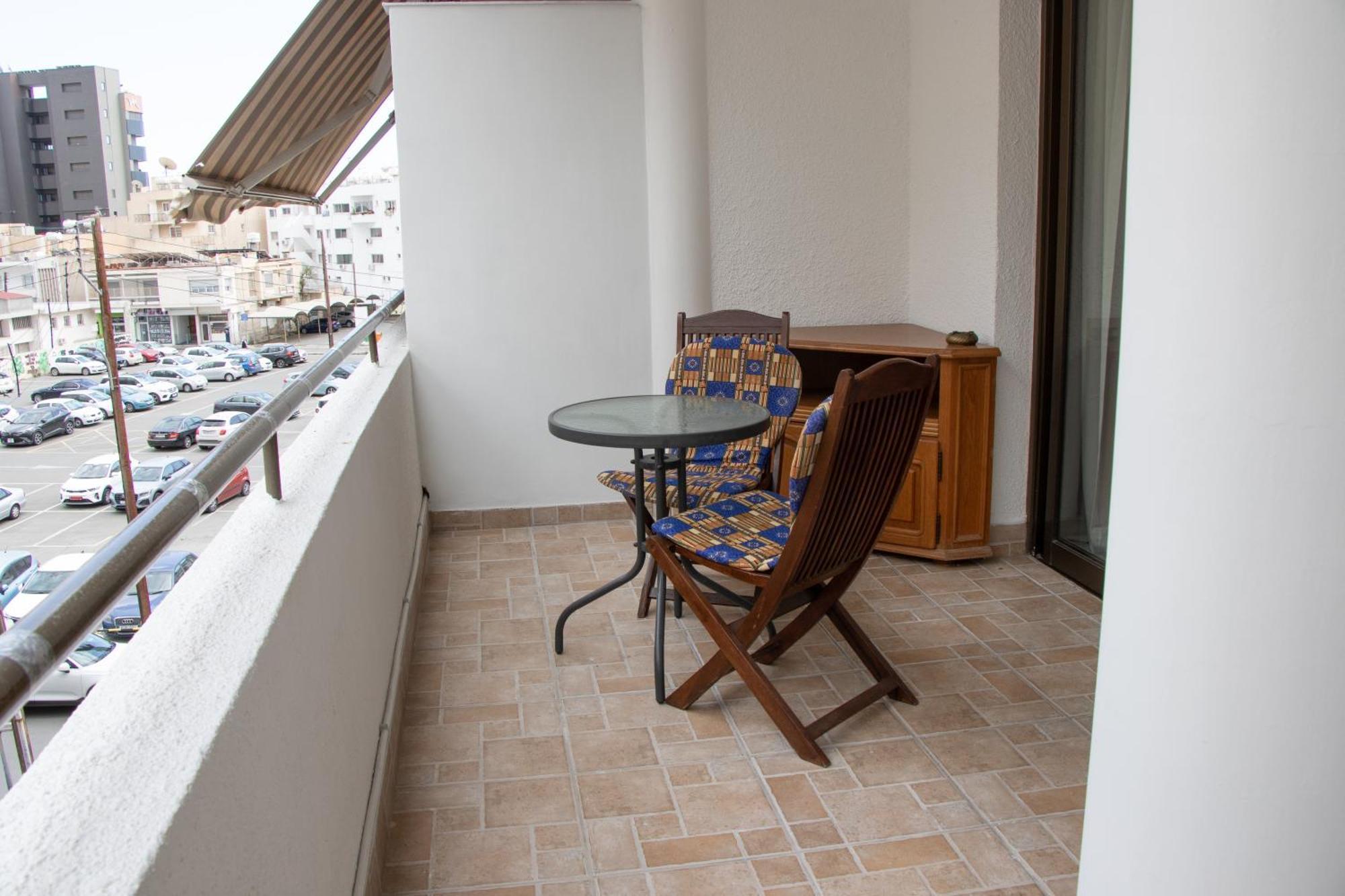 Apartment,Near The Beach Pinikoudes Larnaca Exterior photo
